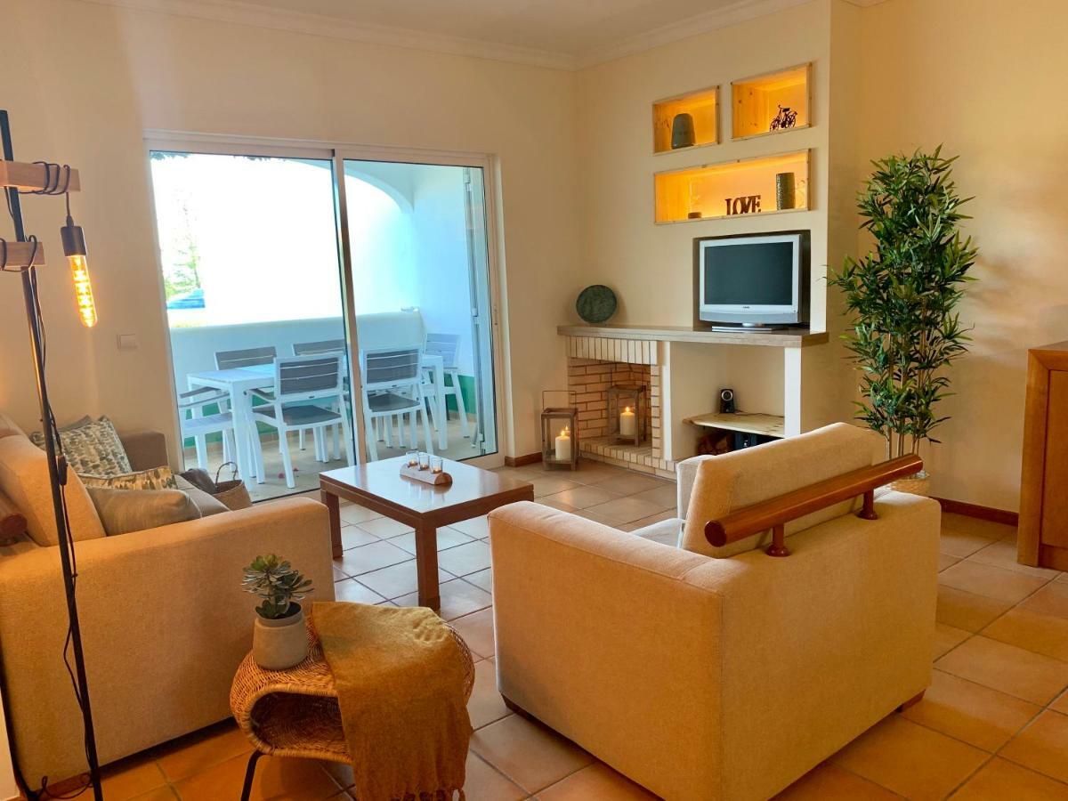 Charming Apartment With Private Garden & Pool 维拉摩拉 外观 照片